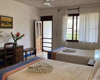 Hotel Arcoiris - Puerto Escondido - Bedroom