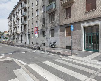 Easylife - Milano - Melchiorre Gioia 30 - Centrale - Milán - Vista del exterior