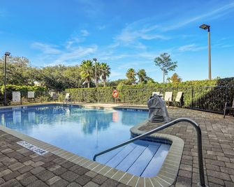 Holiday Inn Express & Suites Jacksonville - Atlantic Beach By IHG - Jacksonville - Pool