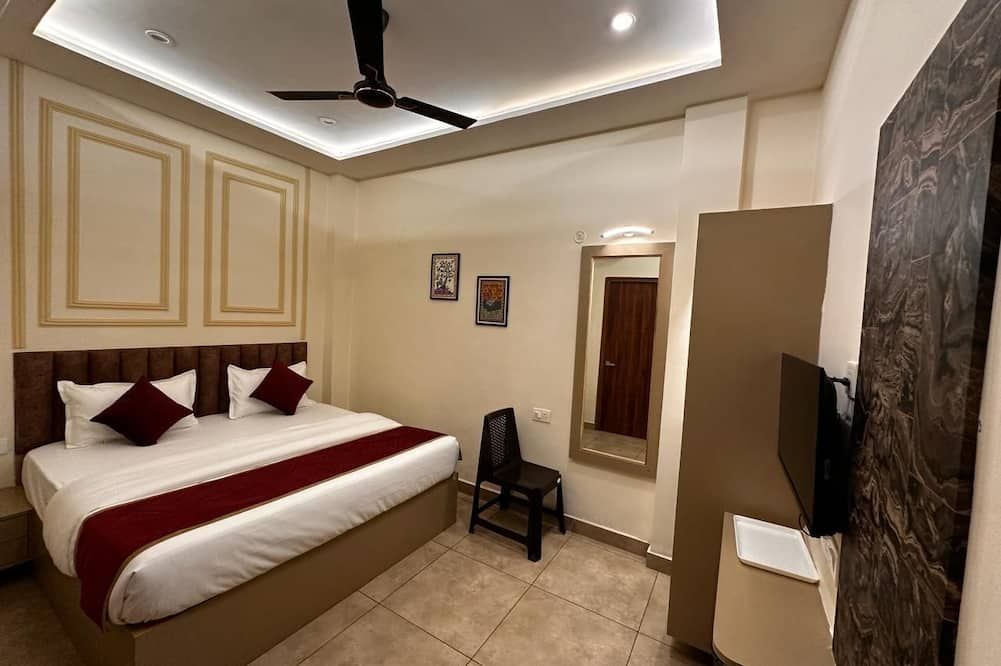 سري مودهاف ستاي - فاراناسي - غرفة نوم