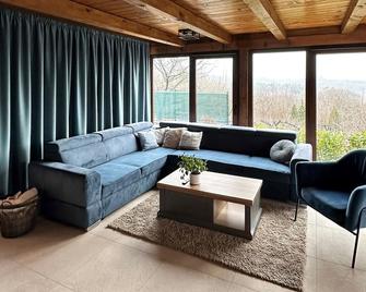 Gorgeous Home In Stubicke Toplice - Stubičke Toplice - Sala de estar