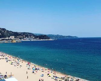 Blanes Bliss Apt - Blanes - Praia