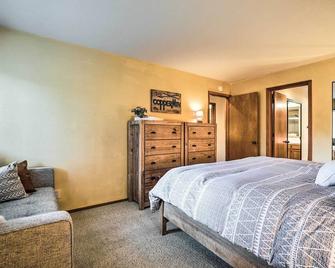 Hot Tub Access Mammoth Lakes Nature Escape! - Mammoth Lakes - Schlafzimmer