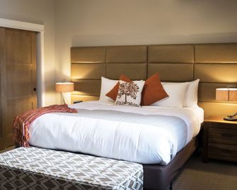 The Summit at Grande Rockies - Канмор - Спальня