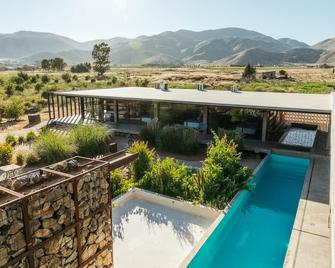 Hotel Los Amantes Valle de Guadalupe - Guadalupe - Svømmebasseng