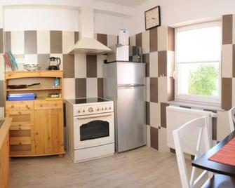 Fineapartment Neumünster - Neumünster - Küche