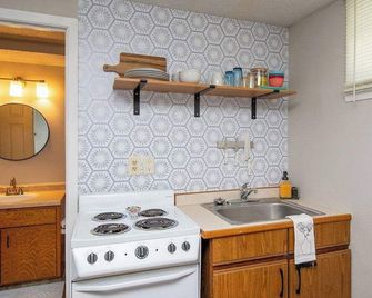 Cozy Clean Affordable Near Ndsu And Downtown - Fargo - Kuchnia