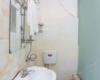 Xinyijia Hotel - Chengdu