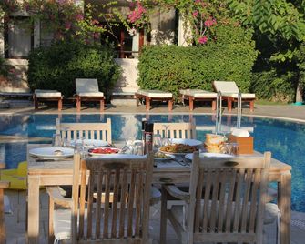 Villanaz Apart Hotel - Bodrum - Restaurant