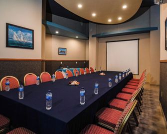 Luna Palace Hotel & Suites - Mazatlán - Neuvotteluhuone