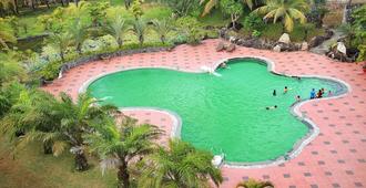 Dlgl - Dung Quat Hotel - Quang Ngai - Pool