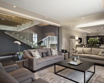 Davinci Suites - Johannesburg - Living room