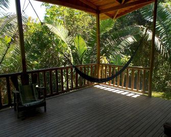 Karen Mogensen Reserve & Ecolodge - Lepanto - Balcón
