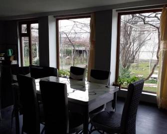 Holiday Home Ekaterine - Telavi - Dining room