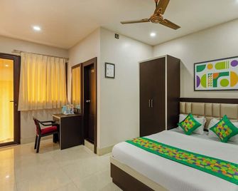 Treebo The Golden Sands, Bistupur - Jamshedpur - Bedroom