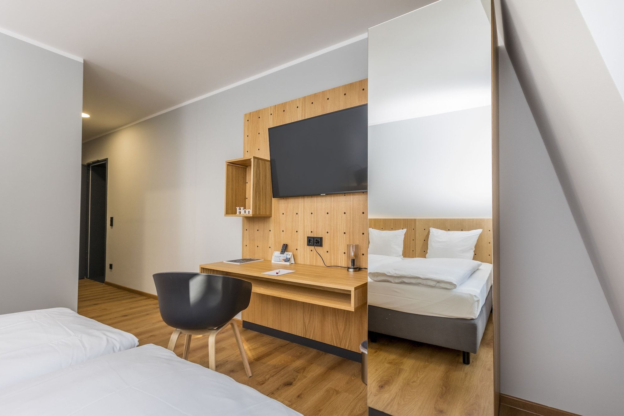 mk hotel eschborn - Eschborn - Bedroom
