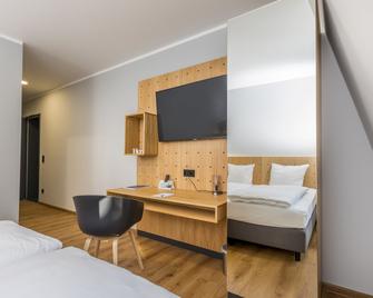 mk hotel eschborn - Eschborn - Bedroom