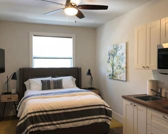 307-Centrally Located Studio Apt. in San Jose City - San Jose - Bedroom