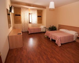 Albergo Conca D'oro - Foggia - Bedroom