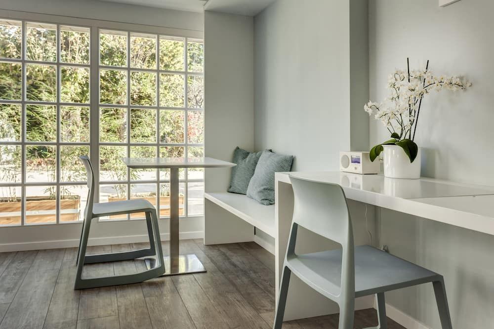 Le Jour et la Nuit - Geneva - Dining room
