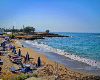 Sea View Beachfront Villa Peri - Hersonissos - Spiaggia