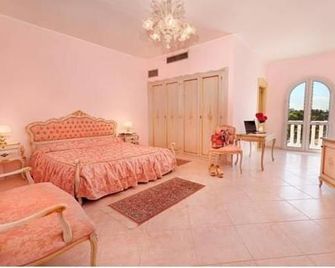 Hotel Fiordaliso - Borgo Montenero - Chambre