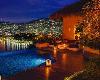 Tentaciones Boutique Hotel - Ocean View & Private Pools - Adults Only - Zihuatanejo