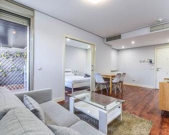 apartamento reformado ensanche vallecas de alquiler temporal - Madrid