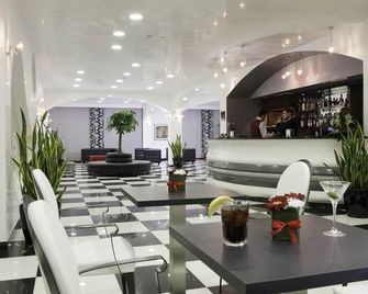 L' Araba Fenice Hotel & Resort - Altavilla Silentina - Bar