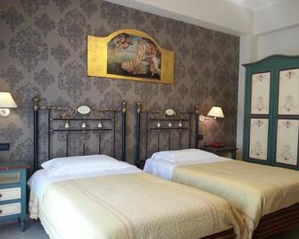 Grande Albergo Sicilia - Enna - Bedroom