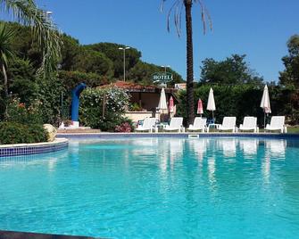Thairè Resort - Castel Volturno - Басейн