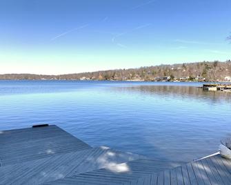 Lakefront Home + Beach/Ski/Golf Near Nyc - Highland Lakes - Pool