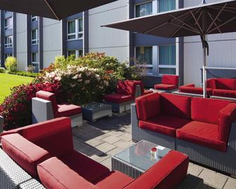 Mövenpick Hotel Zürich Airport - Opfikon - Terasa