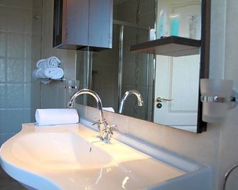 Connemara Lake Hotel - Oughterard - Baño
