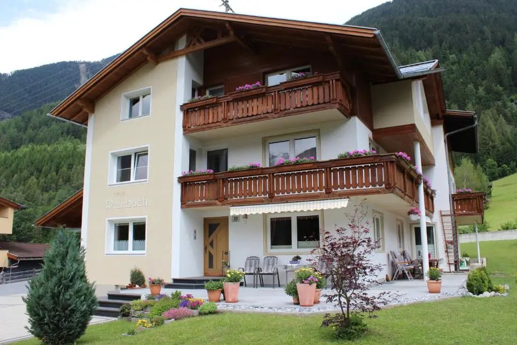 Haus Rainbach - Umhausen - Building
