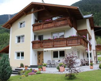 Haus Rainbach - Umhausen - Building