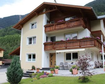 Haus Rainbach - Umhausen - Building