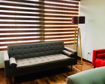 Bolivar Pueblo Libre Apartment - Lima - Living room