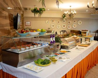 B Hotel Bishkek - Biskek