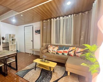 Bloomstone Urban Chill Cabin - General Santos