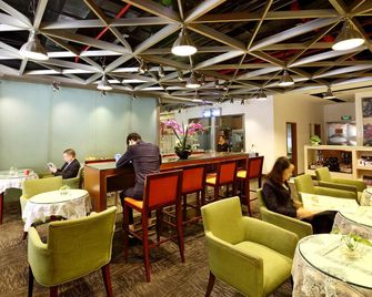 Yanjiang East Garden Inn - גואנגג'ואו - מסעדה