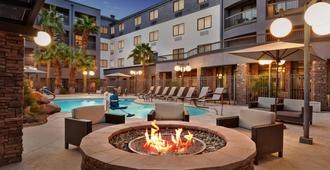 Courtyard by Marriott Las Vegas Stadium Area - Las Vegas - Boligens fasiliteter