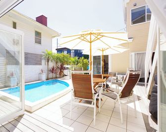Kiyaza Kamakura Resort - Hostel - Камакура - Басейн