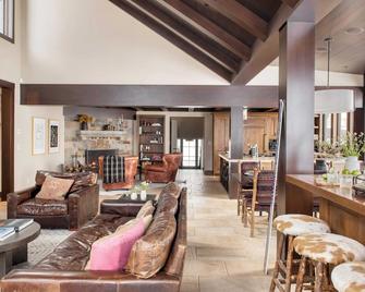 Bronson by Avantstay Luxurious Home On The Slopes! - Olympic Valley