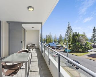 Macquarie Waters Boutique Apartment Hotel - Port Macquarie - Varanda