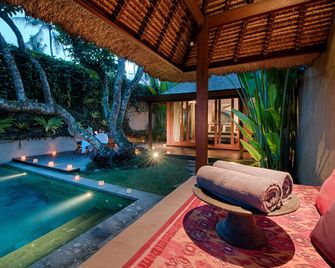Temuku Ubud Villas - Ubud - Basen