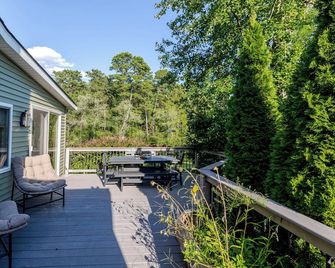 Mullica River 2 BR house with kayaks in Sweetwater - Hammonton - Balcony