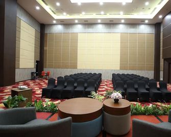 Bigland Hotel & Convention Sentul - Bogor - Sala de reuniones