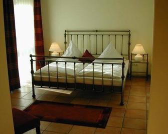 Akazienhof Hotel & Brauhaus - Cologne - Phòng ngủ