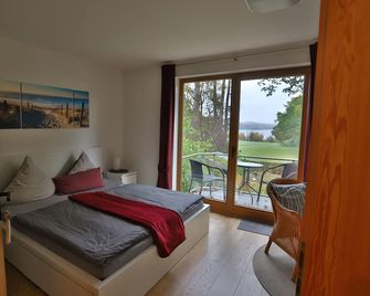 Holiday home with garden, BBQ & terrace - Bad Malente - Schlafzimmer